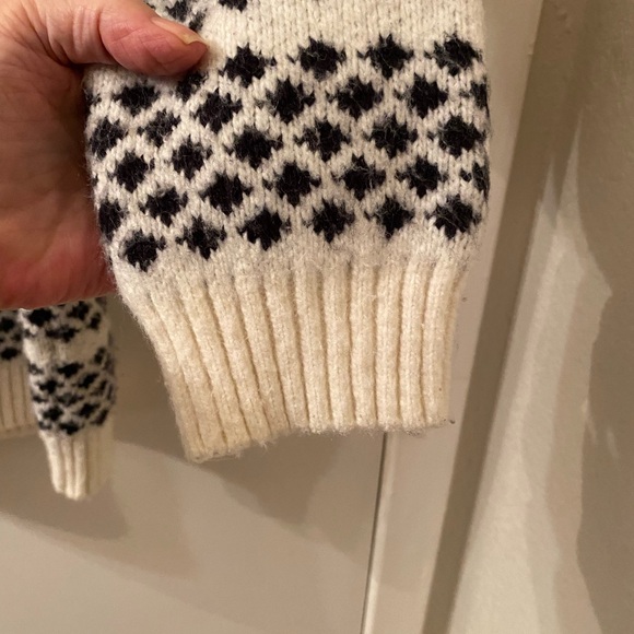 Ann Taylor Black and White Turtleneck Sweater - Picture 5 of 8